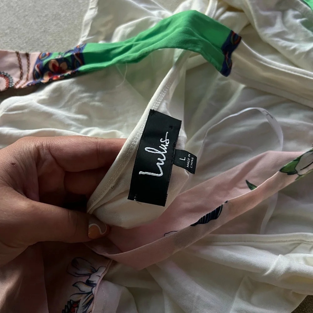 Lulus Tropical Halter Top Size Large - Picture 5 of 6